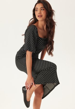 Bubbleroom - Volume Sleeve Midi Dress - Black/Dotted - Kläder