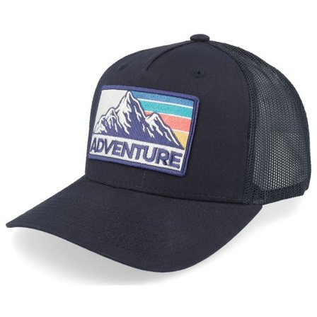 Wild Spirit - Svart trucker Keps - Mountain Adventure Patch Black A-Frame Trucker @ Hatstore