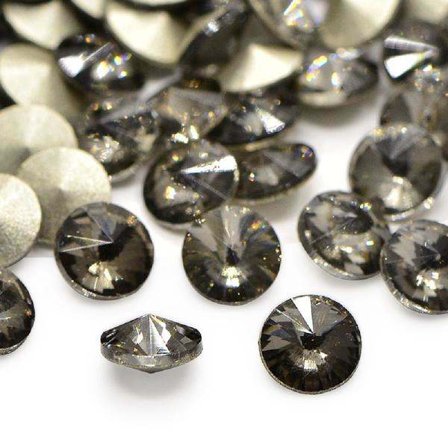 100 koniska Swarovski kristaller för inlägg Ø 6 mm Black Diamond