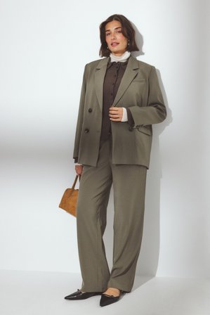 NA-KD Kostymbyxor med låg midja - Lågmidjade kostymbyxor - Grön - EU 32