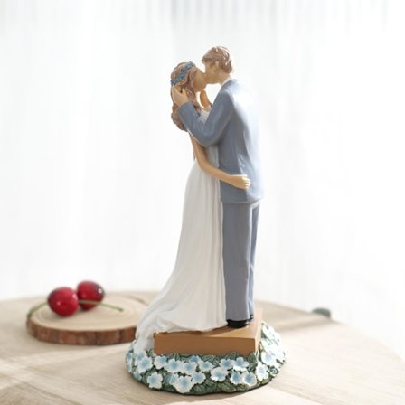 Sød nygift kys figur bryllup dekorationer brud brudgom statuer par skulptur til bryllupsdag (hvid)