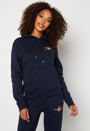 GANT - Medium Archive Shield Hoddie - 433 Evening Blue - Kläder - - Bubbleroom