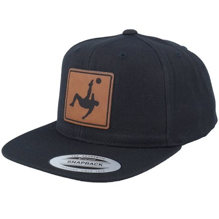 Kiddo Cap - Black snapback Czapka Z Daszkiem - Kids Football Bicycle Kick Engraved Black Snapback @ Hatstore