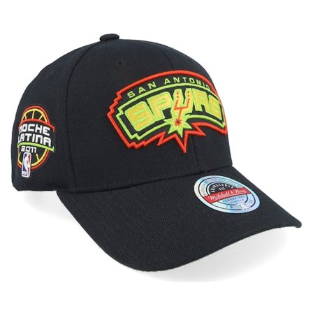 Mitchell & Ness - Negro adjustable Gorra - Hatstore Exclusive x San Antonio Spurs Noche Latina Black Adjustable @ Hatstore