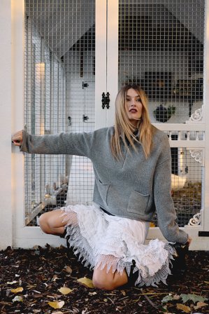 Camille Charriere x NA-KD Wool Blend Zip Detail Knitted Sweater - Premium kvalitet - Grå - XL (EU 46)