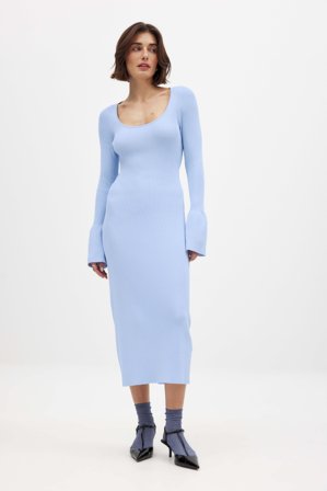 NA-KD Fine Knitted Trumpet Sleeve Midi Dress - Bodycon-kjoler - Blå - XL