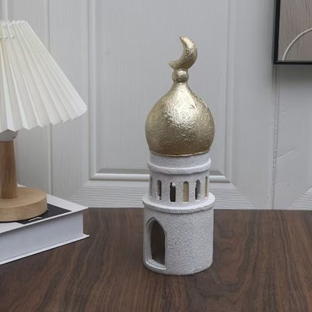 En bakke i orientalsk stil, en dekorativ bakke til Ramadan.