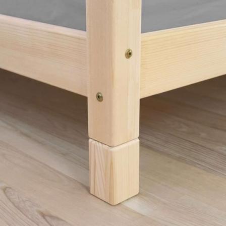 4 sängynnostojalat - lakattua puuta - K: 10 cm - sängyn leveyteen 120 cm