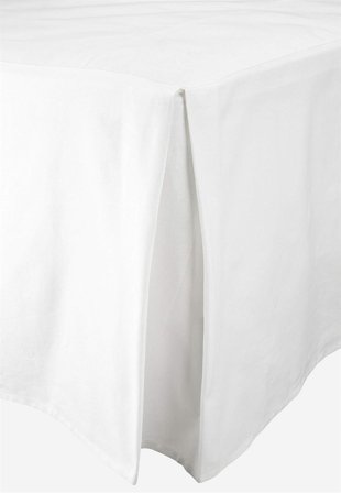 Cellbes of Sweden - Sengekappe med dekorative lægge i hvid i størrelse 160 x 200 + 45 cm