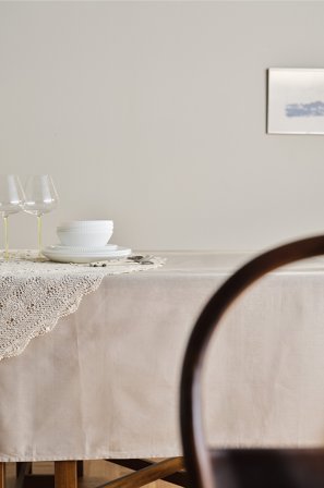 Jotex - Avtørkbar Duk Beige farge - LINNIE - Kjøp Duker hos Jotex