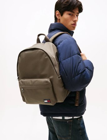 Tommy Hilfiger Tjm Ess Daily Dome Backpack - Khaki green - ONE SIZE