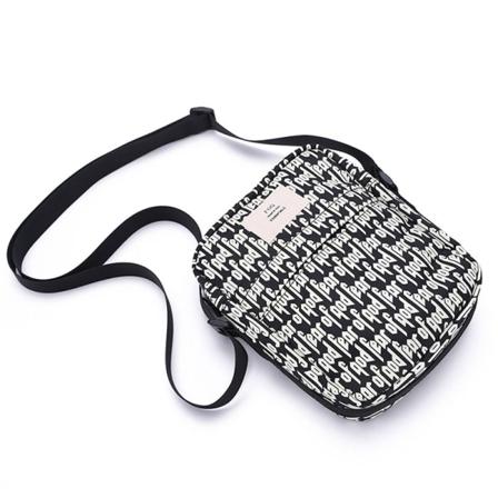 Fear Of God Essentials Crossbody-väska