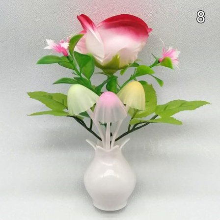 Farverigt lille natlys LED svampe natlys 8 8