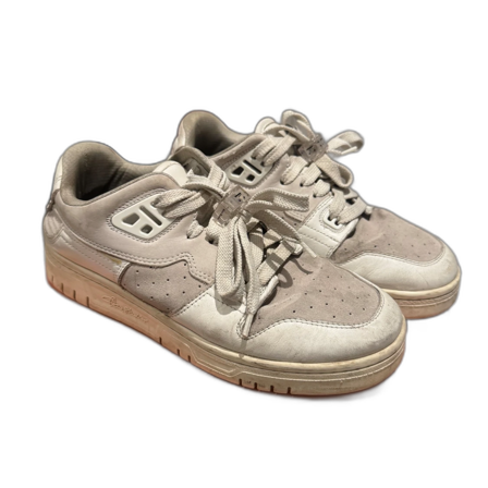 Beige sneakers från Acne Studios