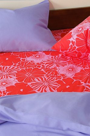 Jotex - Faconsyet Lagen Økologisk Rød - ANNA - Køb Faconsyede lagener hos Jotex