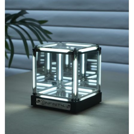 4D Infinity LED Atmosfære Lampe - Touch Dæmper Bordindretning, 10W Sci-Fi Lys med Skulpturbase, Kreativ Abyss Lampe til Gaming & Kontor