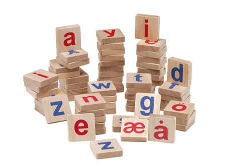 KREA Magnetiske Træbrikker med Bogstaver Fra 3 år., Børn & Forældre, Legetøj, Bøger Og Læring