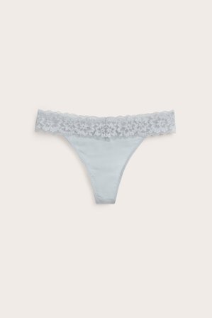 Kappahl | Stringtruse med blondekant | Lyseblå