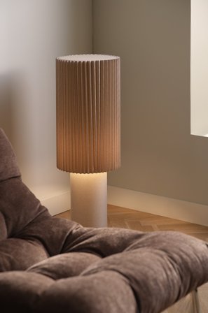 Jotex - HARRIET gulvlampe beige - Kjøp Gulvlamper hos Jotex