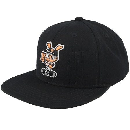 American Needle - Svart snapback Caps - "Yomiuri Giants Npn Archive 400 Series Black " @ Hatstore