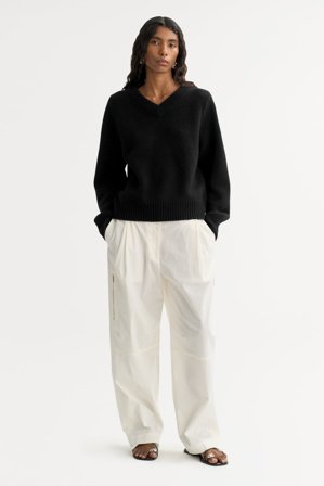 Soft Goat - Chunky v-neck - L - Black