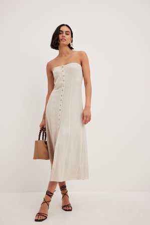 Lillie Grace x NA-KD Bandeau-Kleid mit Knopfleiste - Trägerlose Kleider - Beige - EU 36