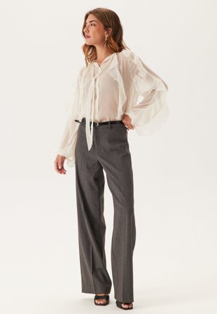 ONLY-Onltaryn Ls Romantic Ruffle Bl-M