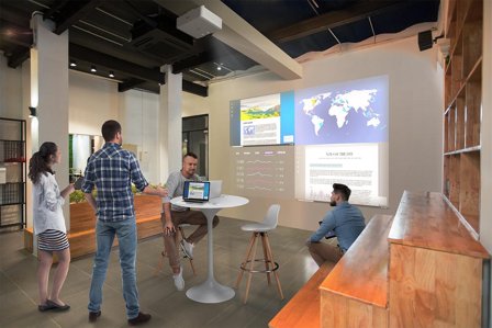 Epson EB-L520U - 3 LCD-projektor - LAN - hvit