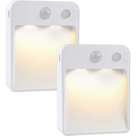 2 kpl LED-yövalot, valokennosensorilla, paristokäyttöinen