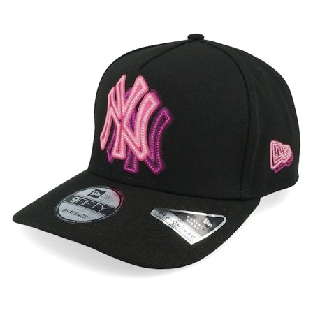 New Era - MLB Zwart adjustable Cap - New York Yankees 9FIFTY Neon Black A-Frame Adjustable @ Hatstore
