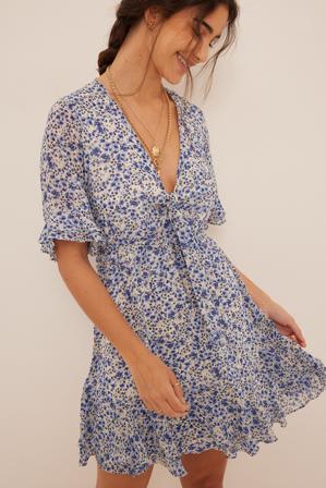 NA-KD Robe mini transparente nouée sur le devant - Robes courtes - Flower - EU 32