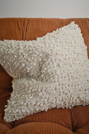 Jotex - Kuddfodral 50x50 Cm Naturvit BOBBY - Köp Prydnadskuddar & fodral hos Jotex