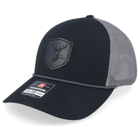 Wild Spirit - Svart trucker Keps - Black Deer Shield Patch Black/Charcoal Rope A-Frame Trucker @ Hatstore