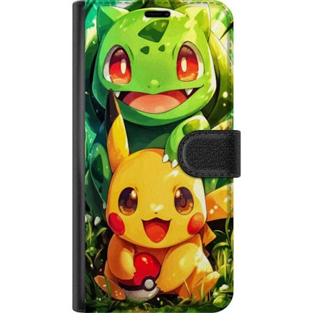 Kompatibelt Lommeboketui til Motorola Moto G85 Pikachu og Bulbasaur sitter tett sammen i en solbelyst skogsnatur og sprer varme, vennskap og sjarm med