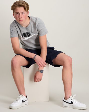 Nike K NSW TEE FUTURA HBR Svart T-skjorter Unisex - Kids Brand Store