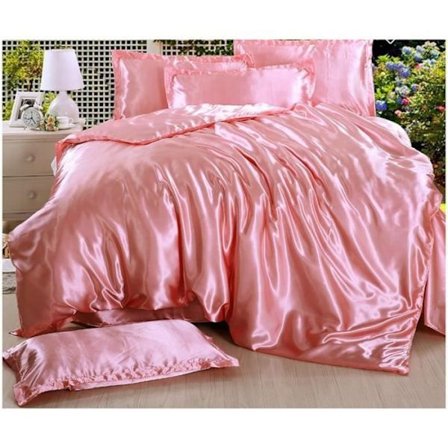 4-delt sengetøjssæt: Silkedynebetræk 220 x 240 cm, lagen 230 x 240 cm med 2 pudebetræk 48 x 74 cm, luksuriøs lyserød