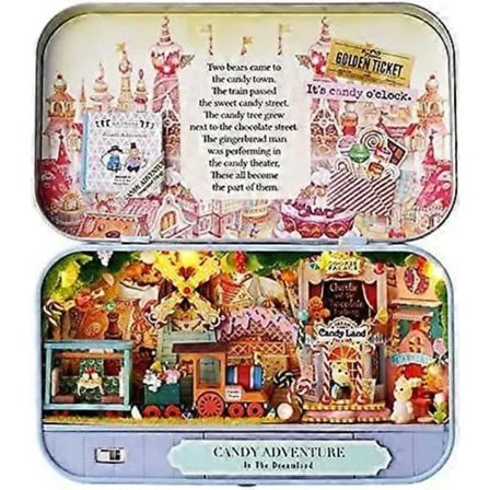 [CA] Dukkehusmøbler i Box Theatre Miniatur