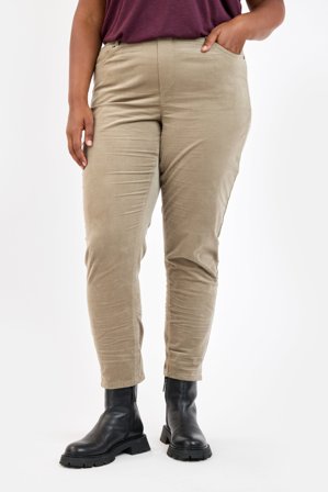 CISO - Sofia Bukser - Sand - Curvy Slim Fit / Elastik i Taljen / Fløjl