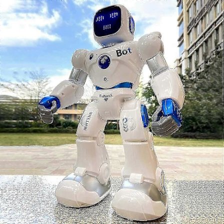 Stor Programmerbar Børnerobot med Interaktiv Stemmestyring, App-baseret Programmering og Pædagogiske Funktioner til STEM-læring