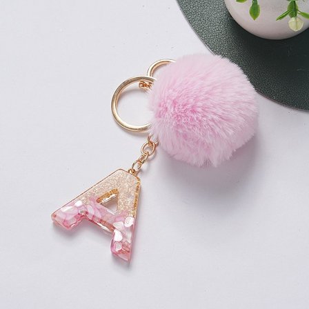 e Avaimenperä Vaaleanpunainen Pompom Ball 26 Letter Keychain Resin Avaimenperät
