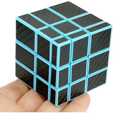 Uvanlig blå speilkube med klistremerker i svart karbonfiber 3x3 magisk kube