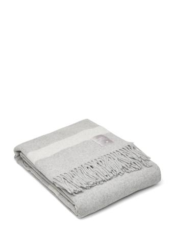 Hotel Wool Throw Home Textiles Cushions & Blankets Blankets & Throws Grå Lexington Home