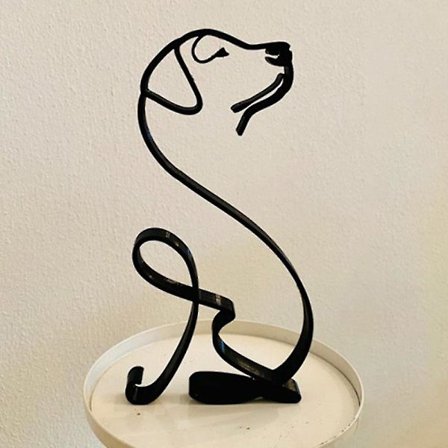 Moderni minimalistinen metallikoiraveistos kodin sisustukseen, patsas, taide-esineet