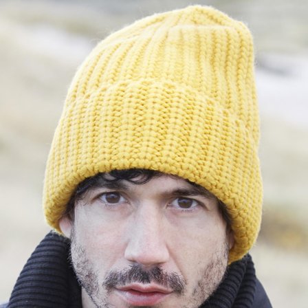 Žlutá čepice Fee Montagna ze silné vlny pro muže - Čepice Beanie