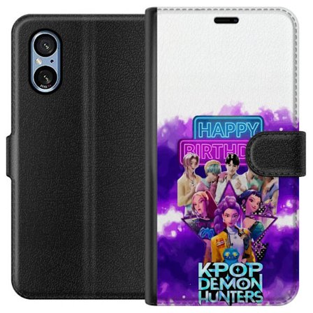 Yhteensopiva Lompakkokotelo Sony Xperia 10 VI HuntrX Neon Beats -design KPop Demon Huntersin kanssa futuristisessa kaupunkiympäristössä, neonvalot, mu