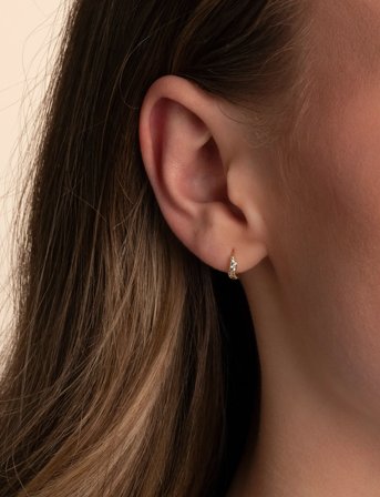 SNÖ of Sweden Essential Curve Crystal Small Ring Ear - Gold - ONE SIZE