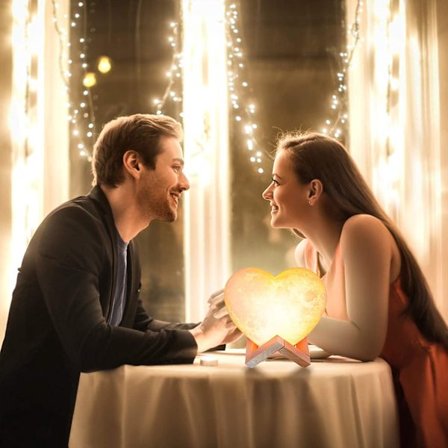 Hjerteformet LED-lampe, 3D-utskrift, dimbar 16 farger, fjernkontroll