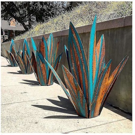 Rustiikkinen metallinen agaavekasvi kodin sisustukseen - 2 kpl Tequila-veistos