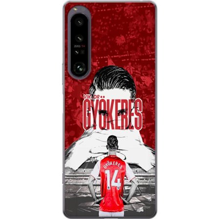 Kompatibel Mobilcover til Sony Xperia 1 IV Rød dramatisk kollagebillede med portræt af Viktor Gyökeres og spillere set bagfra på arenaen