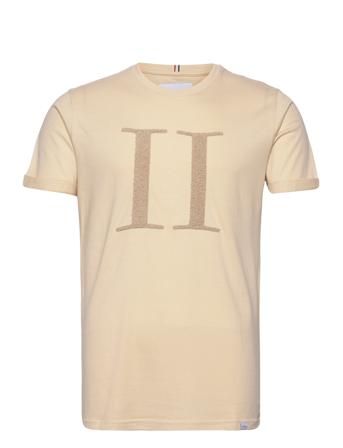 Encore Bouclé T-Shirt Beige Les Deux